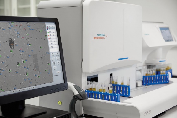 Цифровая камера в автоматизированной системе анализа мочи Atellica 1500